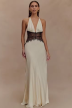 Nova | Vestido Maxi Mulher Halter Costas Nuas Renda