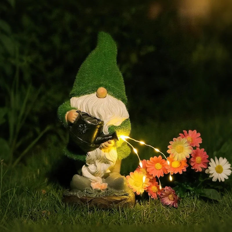 Odette | Gnomos Solares de Jardim | Decoração Solar LED | Resina Impermeável
