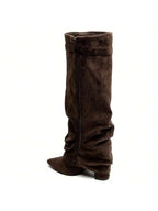 Botas Slouch Femininas | Bico Pontiagudo e Salto Baixo