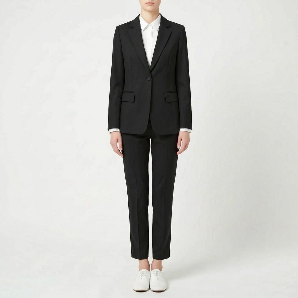 Lyra | Fato de Calças Feminino | 2 Peças, Blazer e Calça | Corte Estruturado