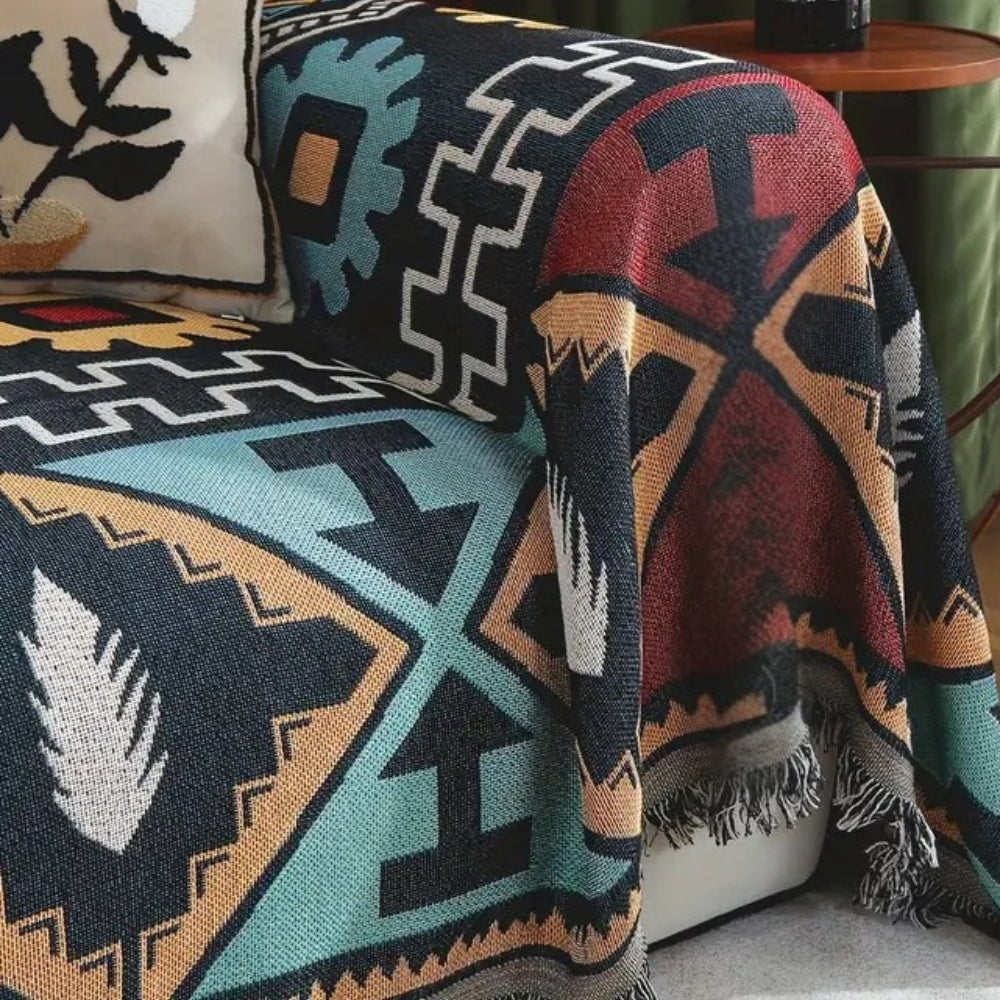 Nina | Capa para Sofá Padrão Geométrico Asteca Boho com Borlas