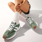 Wren | Sapatilhas Retro Femininas Estilo Camurça Perfil Baixo