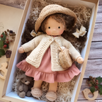 Ivy | Boneca Waldorf Artesanal Algodão Lã