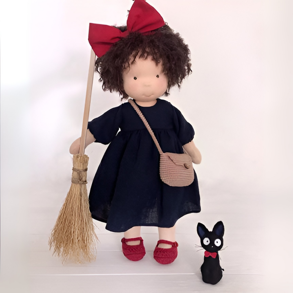 Romy | Boneca Waldorf Artesanal | Algodão e Lã Natural | Bebés e Crianças