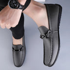 Mocassins em Couro Genuíno | Conforto Ortopédico, Detalhe Metálico | Elowen