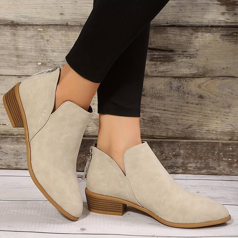 Ottoline | Bota Feminina Bico Fino Salto Bloco Baixo Cano Curto