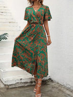Vestido Envolvente Floral de Verão | Estampa Bohemia, Manga Curta