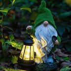 Odette | Gnomos Solares de Jardim | Decoração Solar LED | Resina Impermeável