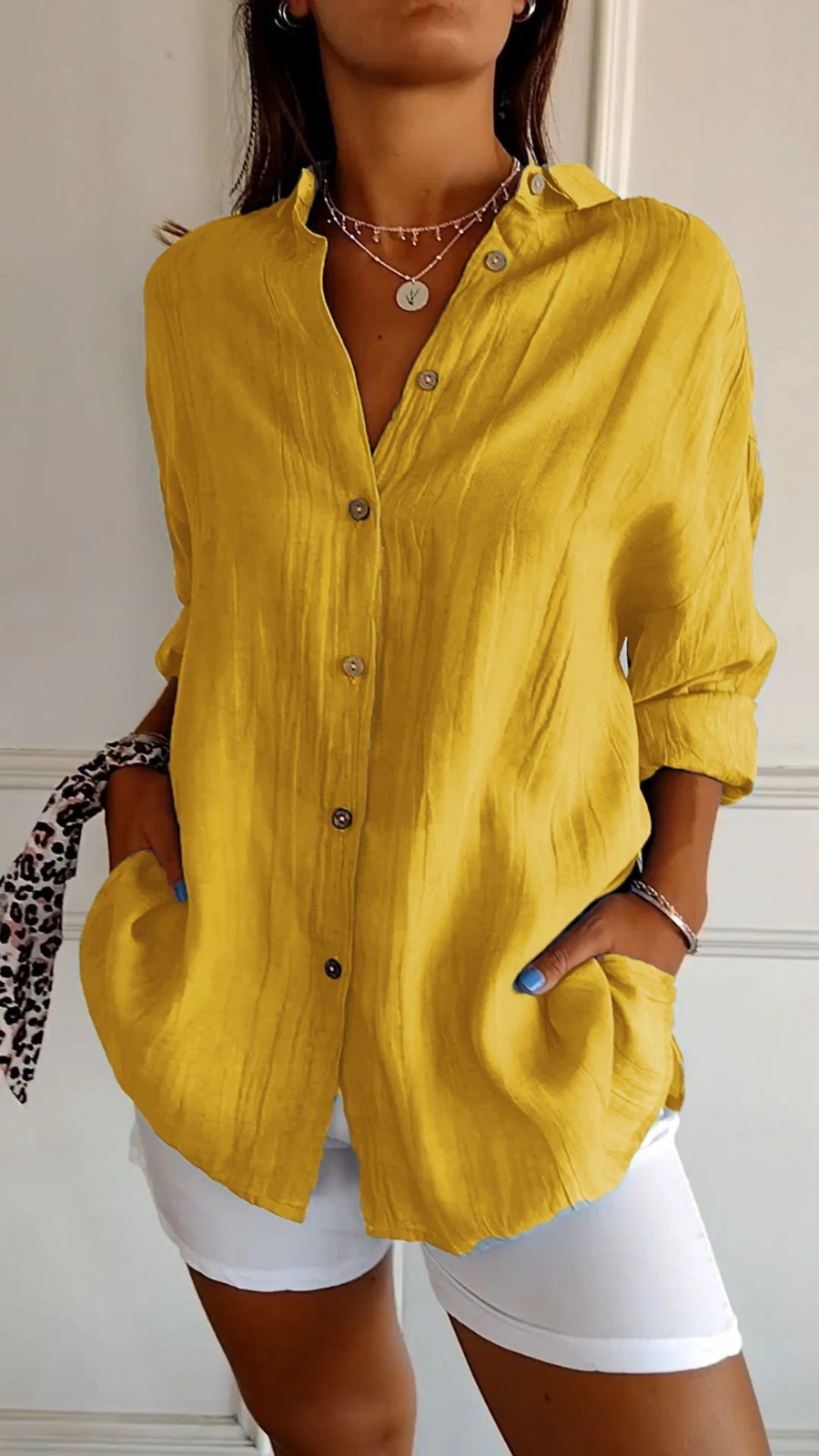 Della | Camisa Feminina Linho Oversized com Botões e Colarinho