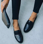 Juno | Mocassins Femininos Pretos Bico Redondo