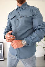 Iris | Camisa Masculina Manga Longa Bolsos no Peito