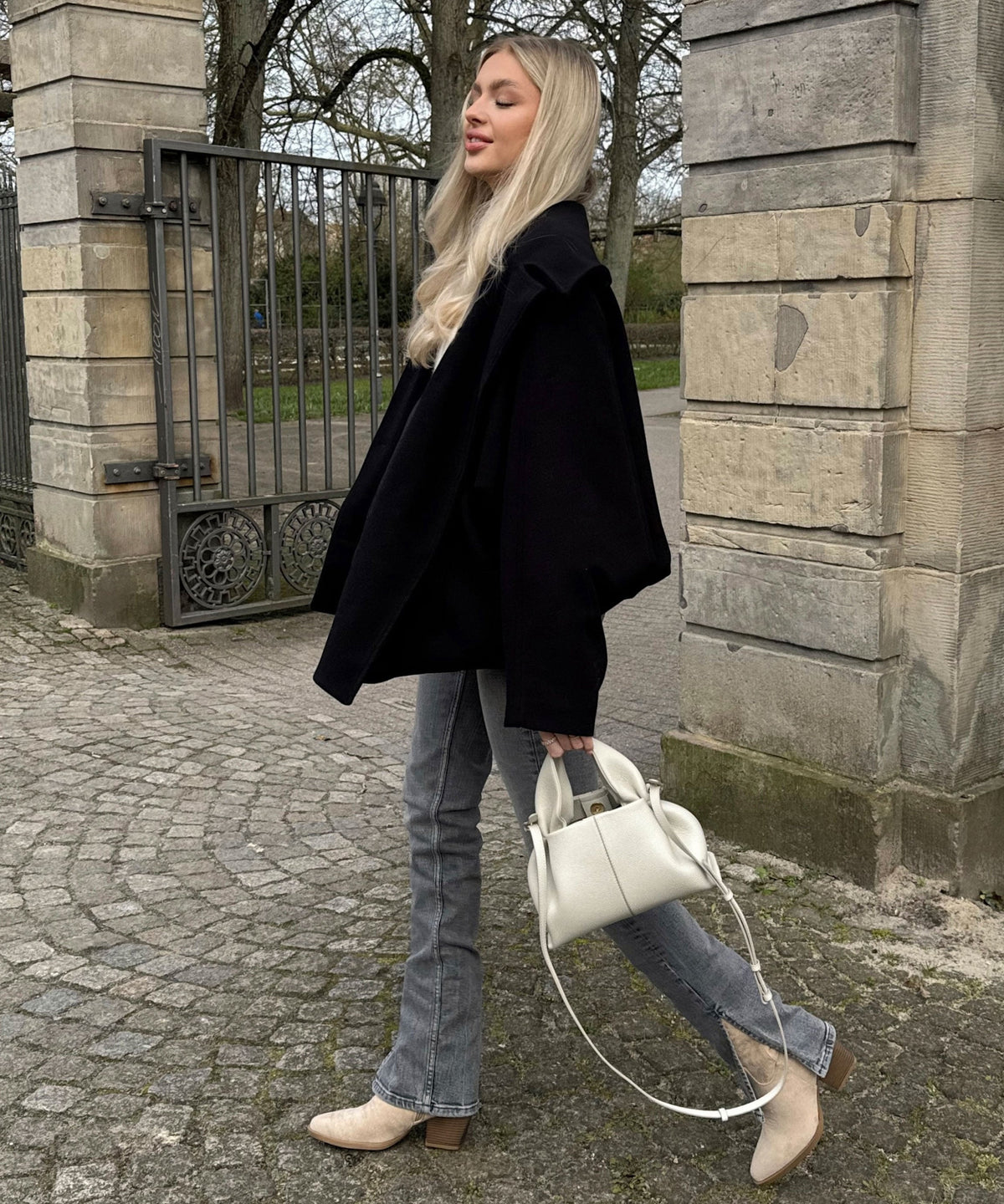 Botas Cowboy Beige | Conforto Médio, Camurça Vegana