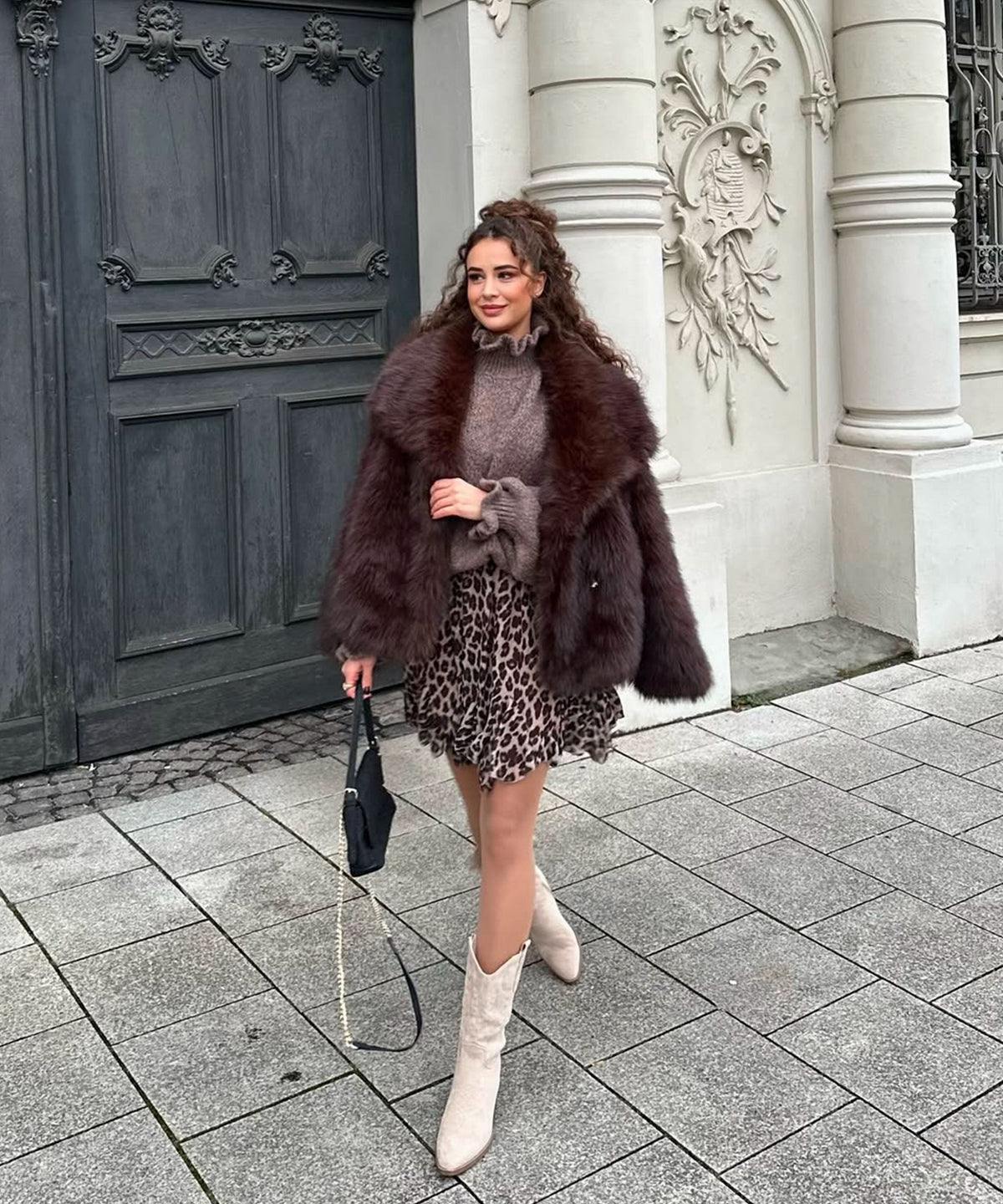 Botas Cowboy Beige | Conforto Médio, Camurça Vegana