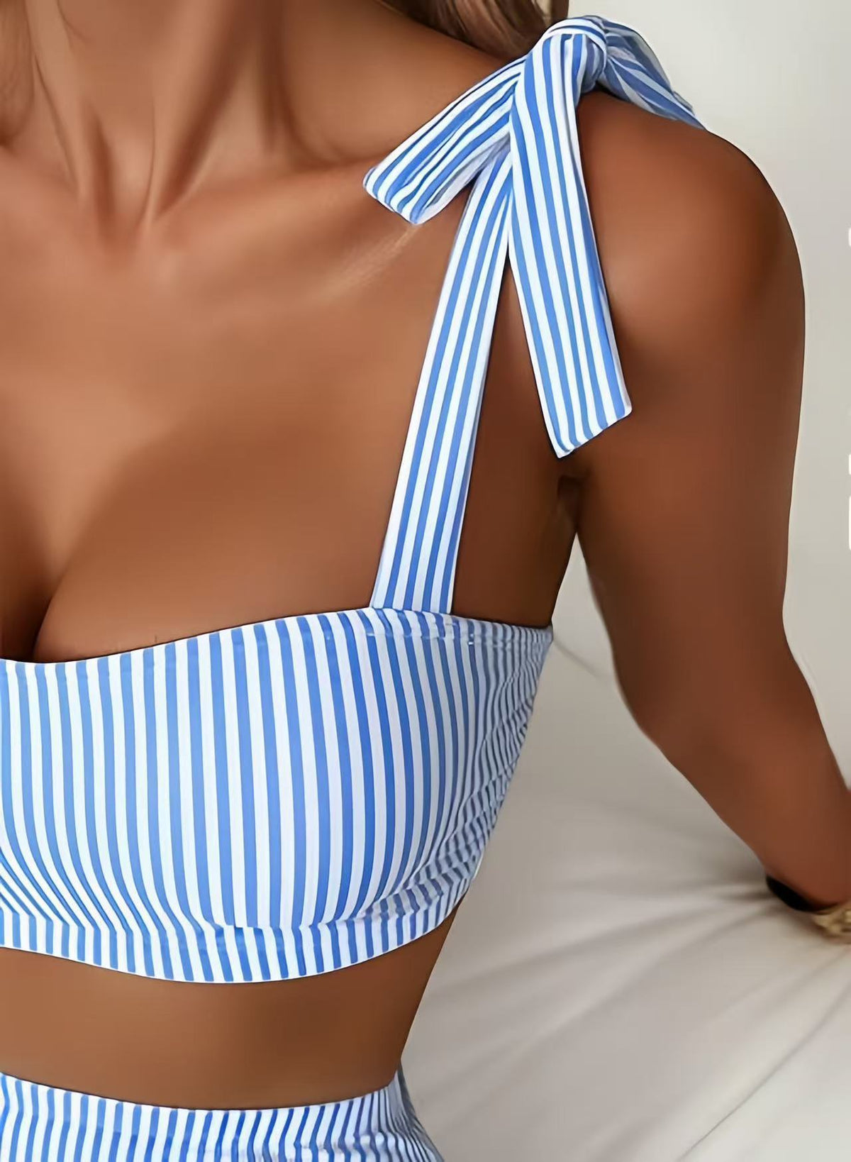 Conjunto Biquíni Feminino Adele | Cintura Alta, Detalhes em Laço