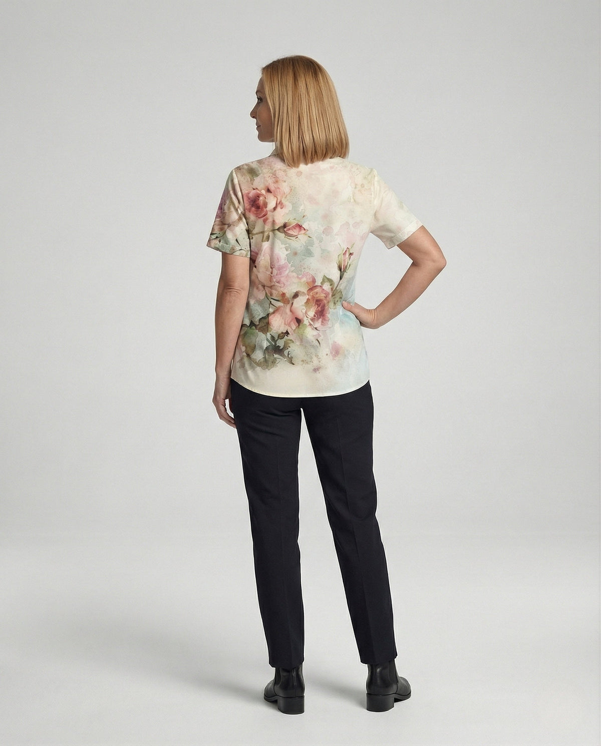 Florine | Blusa Feminina | Estampa Aquarela, Fendas Laterais | Viscose, Regular Fit
