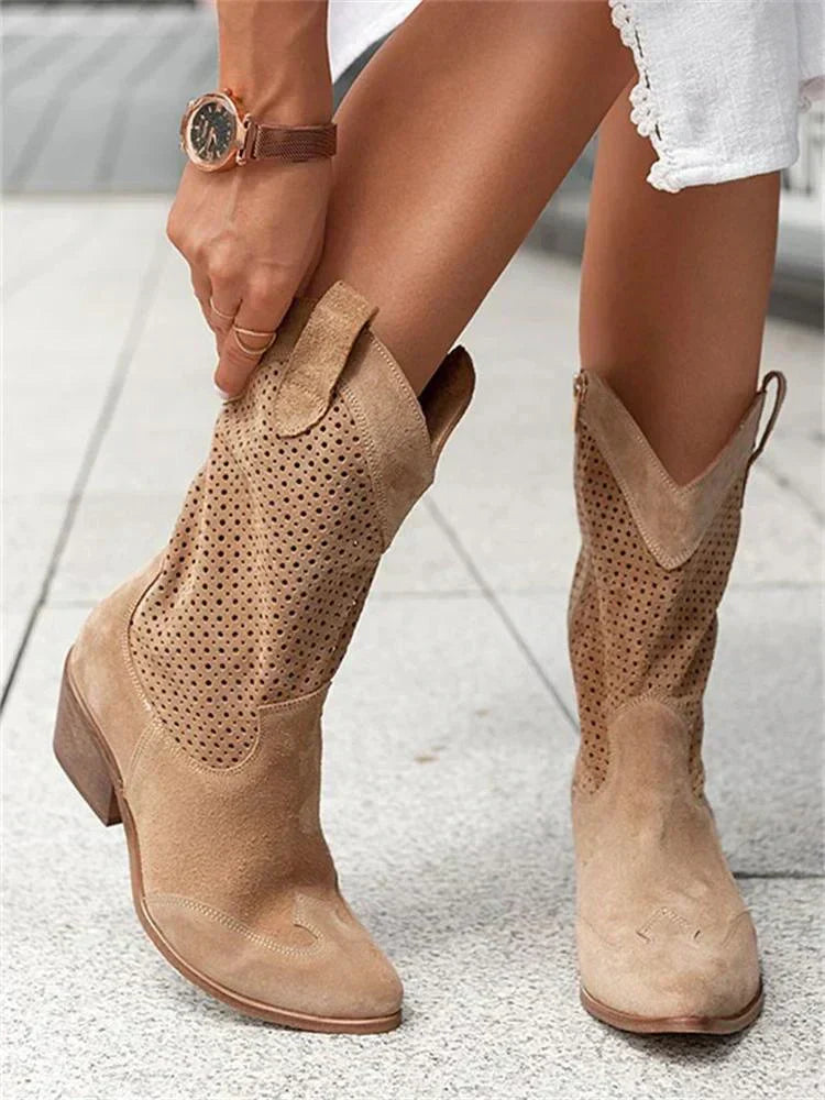 Noor | Botas Cowboy Femininas Cano Curto Recortes Decorativos