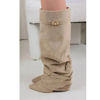 Botas Slouch Femininas | Bico Pontiagudo e Salto Baixo