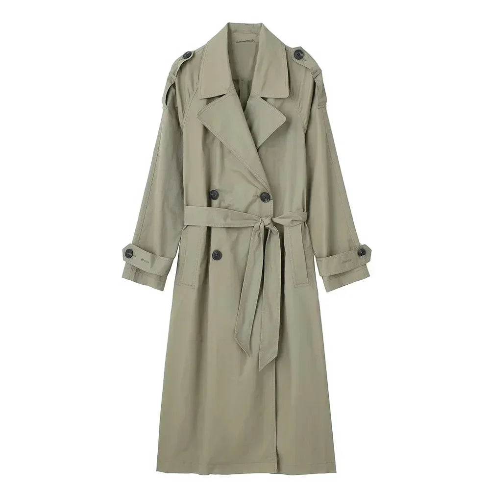 Roupa feminina urbana moderna com estética minimalista de cidade
