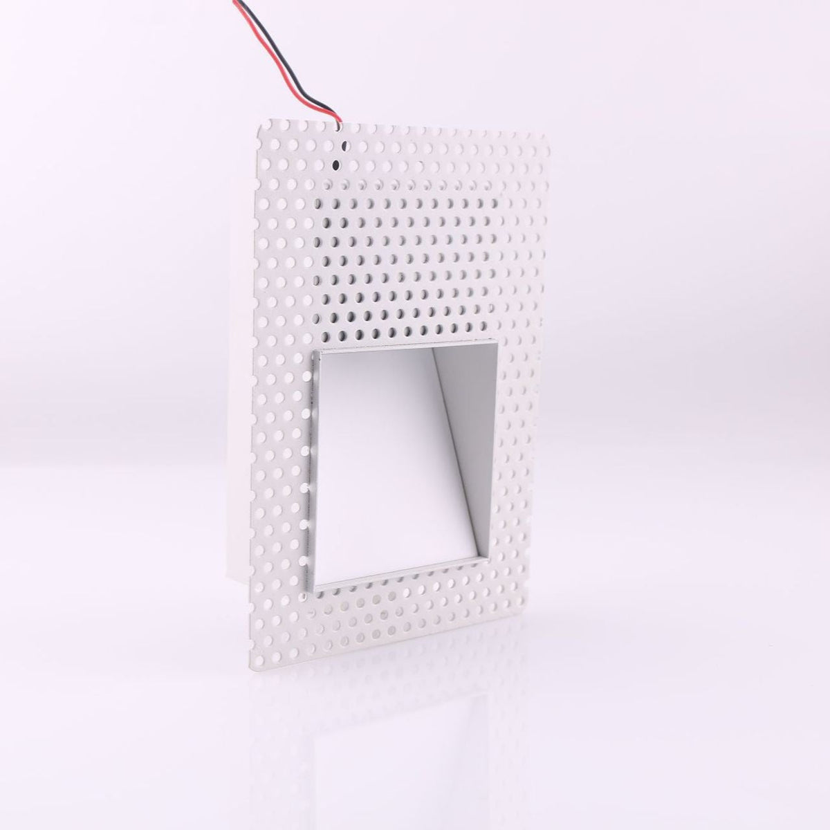 Jolie | Luz de Parede LED Embutida | Sensor de Movimento, Painel Perfurado | 3W