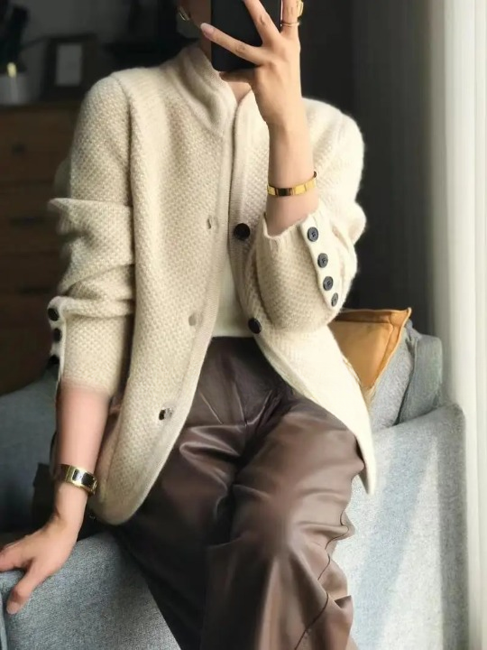 Faye | Cardigan Feminino Caxemira Botões Clássico