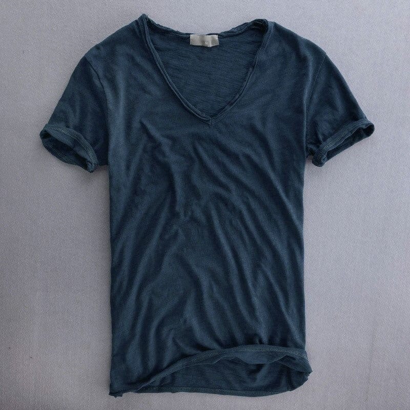 Iris | Homem Camiseta Algodão Decote V Slim Fit