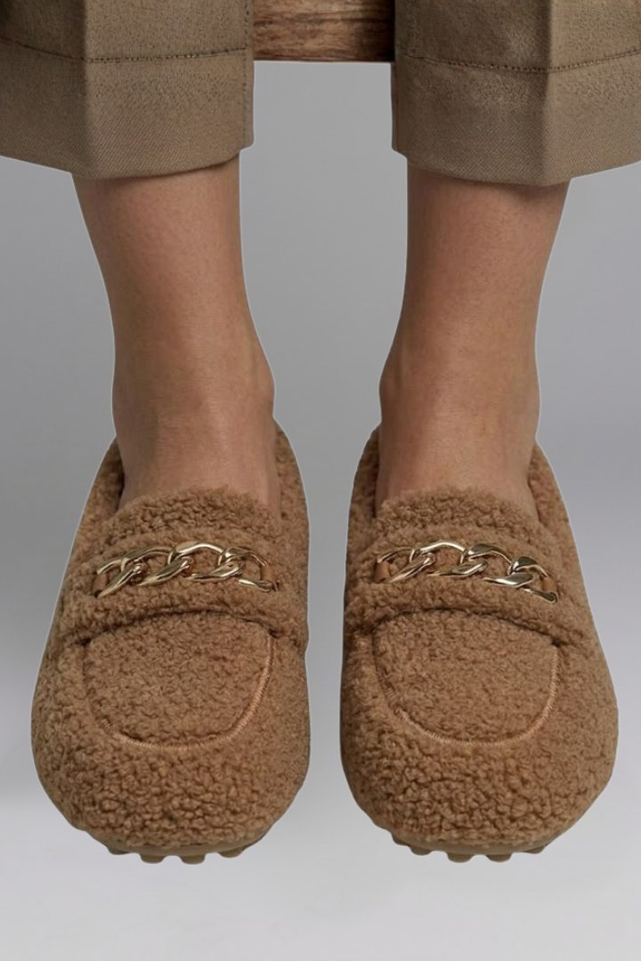 Cora | Mocassins Femininos Forro Polar Slip On Corrente