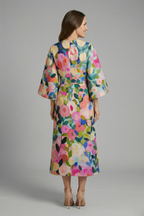 Vestido midi feminino gola redonda mangas largas com padrão abstrato
