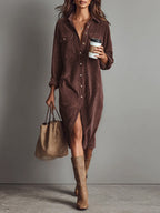 Clea | Vestido Midi Feminino Veludo Cotelê Bolsos no Peito