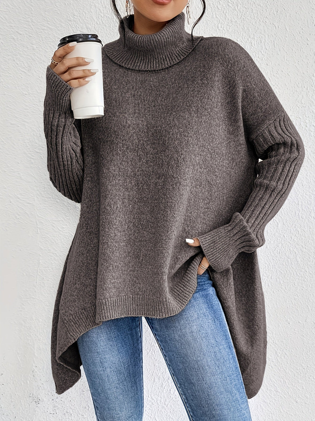 Mulher Camisola Tricot Gola Alta Assimétrica