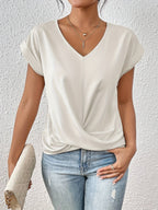 Gigi | Mulher Camiseta Decote Coração Manga Curta