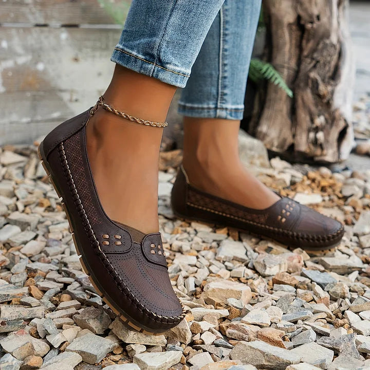 Halcyon | Mulheres Loafers Slip On Perfurados Confortáveis