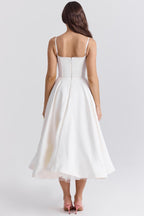 Freya | Vestido Midi Feminino Evasê com Alças Ajustáveis e Bojo