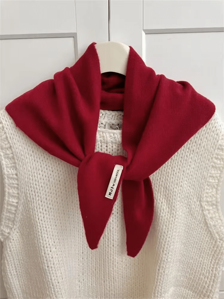 Aria | Lenço Triangular de Lã Tricotado Feminino