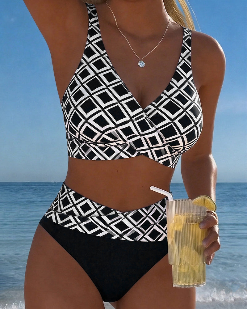 Bikini Feminino Xadrez Sem Aro Calcinha Alta