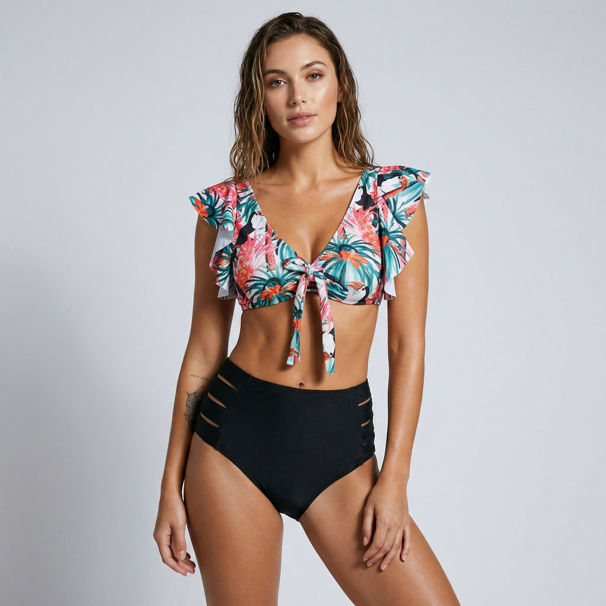 Biquíni Feminino | Franzido, Detalhe com Laço | Moda Praia Elegante