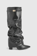 Botas Slouch Femininas | Bico Pontiagudo e Salto Baixo