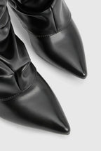 Botas Slouch Femininas | Bico Pontiagudo e Salto Baixo