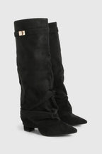 Botas Slouch Femininas | Bico Pontiagudo e Salto Baixo