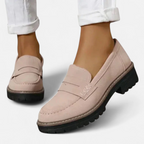 Mocassins femininos ortopédicos com salto baixo e biqueira arredondada