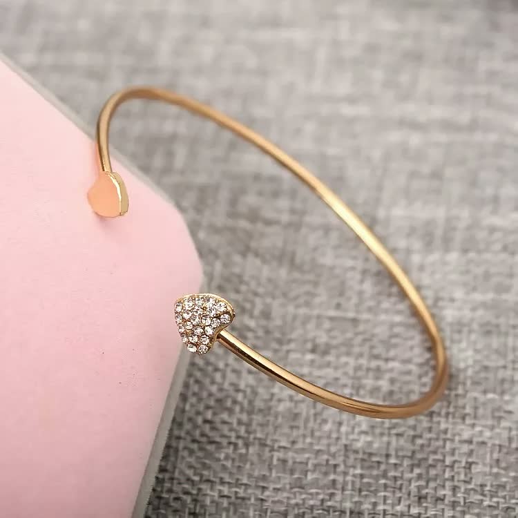 Wren | Pulseira Feminina | Design Elegante e Simples | Dourado, Prateado