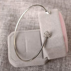 Wren | Pulseira Feminina | Design Elegante e Simples | Dourado, Prateado