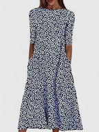 Vestido midi floral gola redonda manga curta feminino